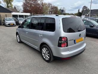 Avarii autoturisme Volkswagen Touran 1.4 TSI Comfortline 2010/9