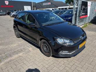 uszkodzony samochody osobowe Volkswagen Polo 1.0  5-drs Comfort airco  NAP 2017/1