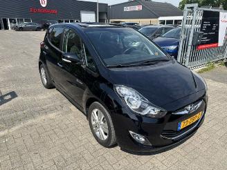 skadebil auto Hyundai Ix20 1.4i I-Vision clima Nap 2013/1