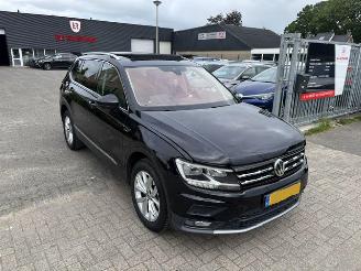 Vaurioauto  passenger cars Volkswagen Tiguan 1.5 TSI  Allspace Pano Comfort 2019/3
