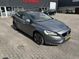 Coche accidentado Volvo V-40 2.0 D2 Automaat Nordic+ 2017/5