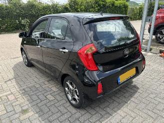Vaurioauto  passenger cars Kia Picanto 1.2 DynamicLine 2016/1