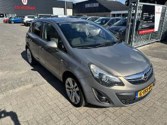  Opel Corsa 1.4 16v Design Edition 2013/6
