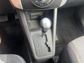Kia Venga 1.6 Automaat X-ecutive picture 15