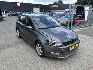 damaged passenger cars Volkswagen Polo 1.2 12v Comfort 5-drs airco 2011/9