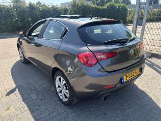 Unfallwagen Alfa Romeo Giulietta 1.4 T Distinctive Pano 2013/1