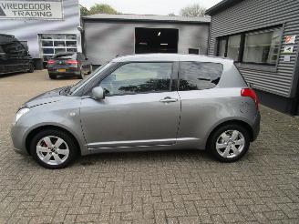 Suzuki Swift 1.3 Comfort picture 2