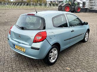 Renault Clio 1.2 TCE Expression picture 5