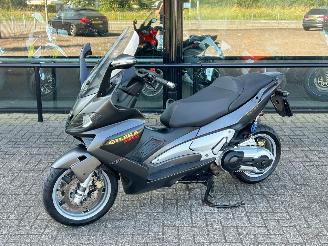 dommages motocyclettes  Gilera  Nexus 500 2004/3