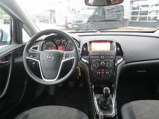 Opel Astra SPORTS TOURER 1.4 Turbo Sports+ picture 13