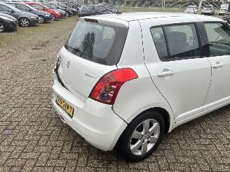 Suzuki Swift 1.3 Shogun picture 19