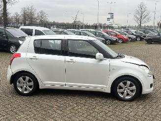 Suzuki Swift 1.3 Shogun picture 6