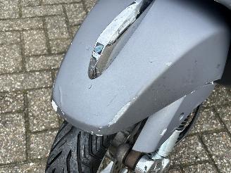 Vespa  LX 50 4T picture 10