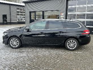 Peugeot 308 SW 1.2 PureTech Blue Lease Premium picture 2