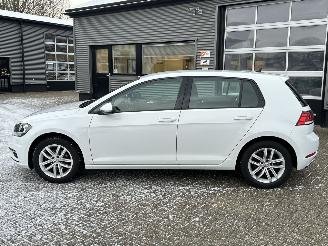 Volkswagen Golf 1.6 TDI Comfortline BTW picture 2