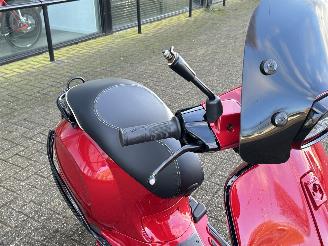 Vespa  Sprint 50 Iget picture 12