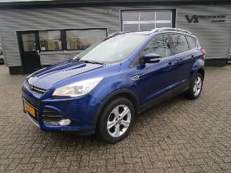 Schadeauto Ford Kuga 1.5 Trend Edition 2015/11