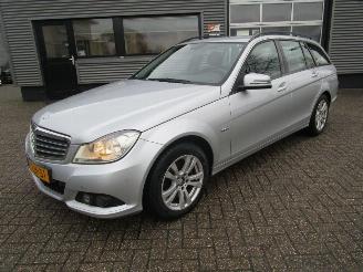 skadebil auto Mercedes C-klasse 200 CDI ESTATE BUSINESS CLASS ELEGANCE 2011/4