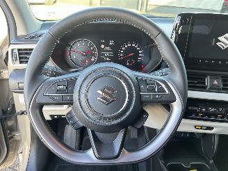 Suzuki Swift 1.2 Select Smart Hybrid picture 14