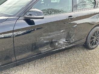 BMW 1-serie 114i 3drs picture 22