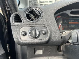 Ford S-Max 2.3-16V picture 15