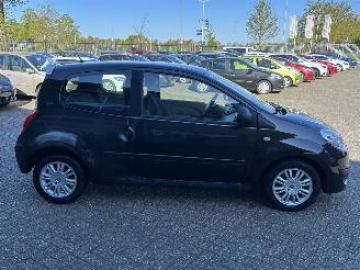 Renault Twingo 1.2 Night & Day picture 6