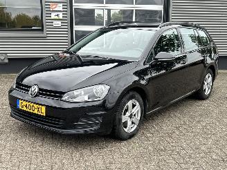 Damaged car Volkswagen Golf Variant 1.2 TSI Connected Series 2016/2