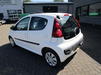 Peugeot 107 Active 5drs picture 2