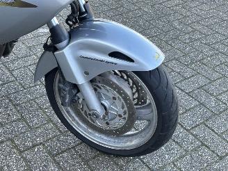 Honda  NT 650 Deauville picture 12