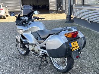 Honda  NT 650 Deauville picture 3