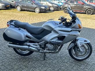 Honda  NT 650 Deauville picture 6
