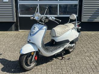 Avarii scootere Sym  Allo 50 2011/4