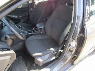 Ford Focus 1.6 EcoBoost Edition plus LPG picture 11