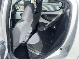 Peugeot 107 1.0-12V XR 5drs picture 11