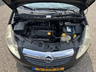 Opel Corsa 1.4-16V Enjoy picture 31