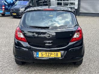 Opel Corsa 1.4-16V Enjoy picture 4