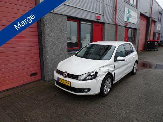 uszkodzony samochody osobowe Volkswagen Golf 1.4 TSI Comfortline vanrail schade kan rijdend mee 2009/11
