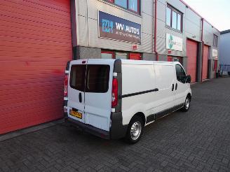 Renault Trafic 2.0 dCi T29 L2H1 airco 3 e versnelling stuk !!! picture 3