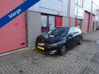 occasion passenger cars Peugeot 308 SW 1.2 PureTech Blue Lease Premium let op nieuwe motor !!!!!!! 2016/10