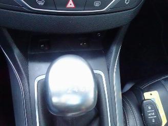 Peugeot 308 SW 1.2 PureTech Blue Lease Premium let op nieuwe motor !!!!!!! picture 28