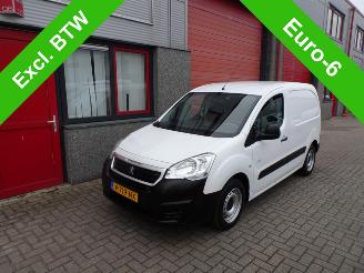 skadebil auto Peugeot Partner 120 1.6 BlueHDi 100 L1 Premium S&S airco 2018/6