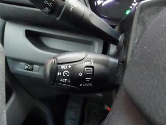 Peugeot Expert 2.0 BlueHDI 120 Long Asphalt DC automaat lang picture 30