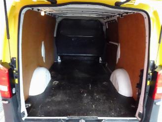 Mercedes Vito 111 CDI Functional Lang 3 zits airco 146622 km !!!!! picture 10