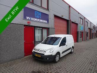 voitures fourgonnettes/vécules utilitaires Citroën Berlingo 1.6 HDI 500 Club 3zitter 2010/1
