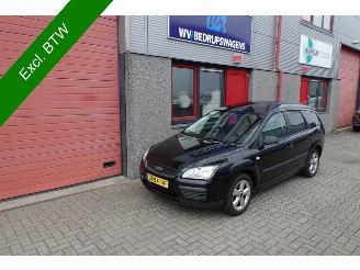 Ford Focus Wagon 1.6-16V Ambiente grijskenteken benzine uitvoering uniek !!!!!!! picture 1