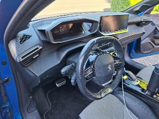 Peugeot 208 E 208 OBC defekt picture 9
