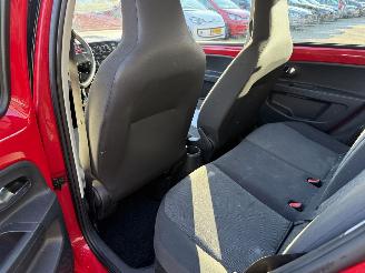 Volkswagen Up! 1.0 move up! BlueMotion picture 11