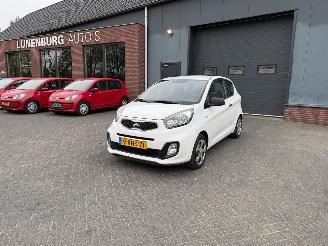 Vaurioauto  passenger cars Kia Picanto 1.0 CVVT ISG (Hatchback 3-dr.) 2013/5
