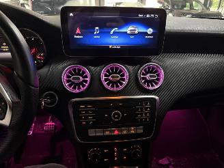 Mercedes A-klasse 180 d AMG Night Edition Plus picture 37