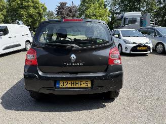 Renault Twingo 1.2 Authentique (Hatchback 3-dr.) picture 4